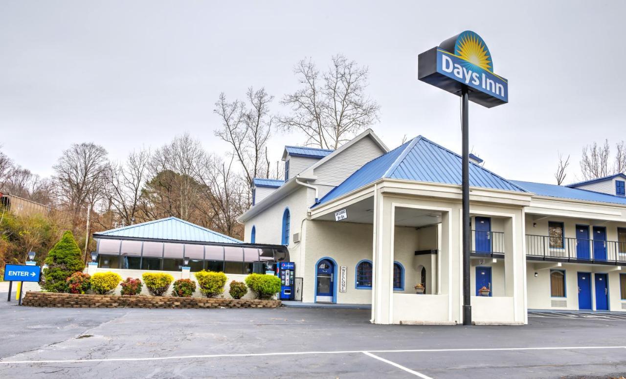 Days Inn By Wyndham Harriman Экстерьер фото