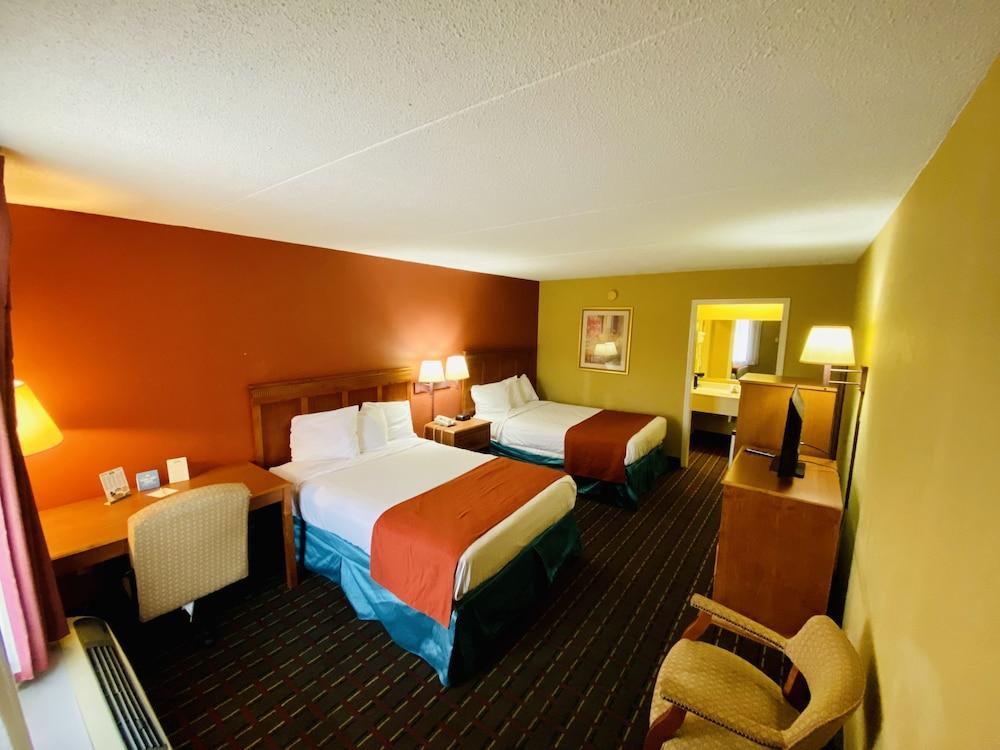 Days Inn By Wyndham Harriman Экстерьер фото